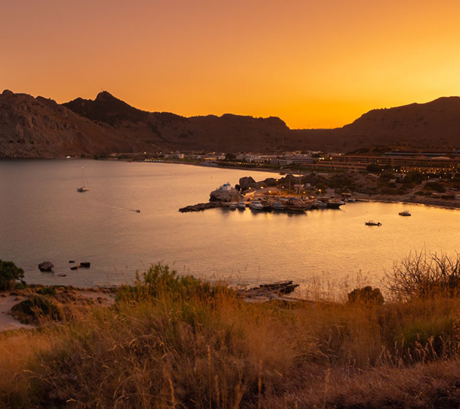 auf reisen rhodos insel im sonnenuntergang